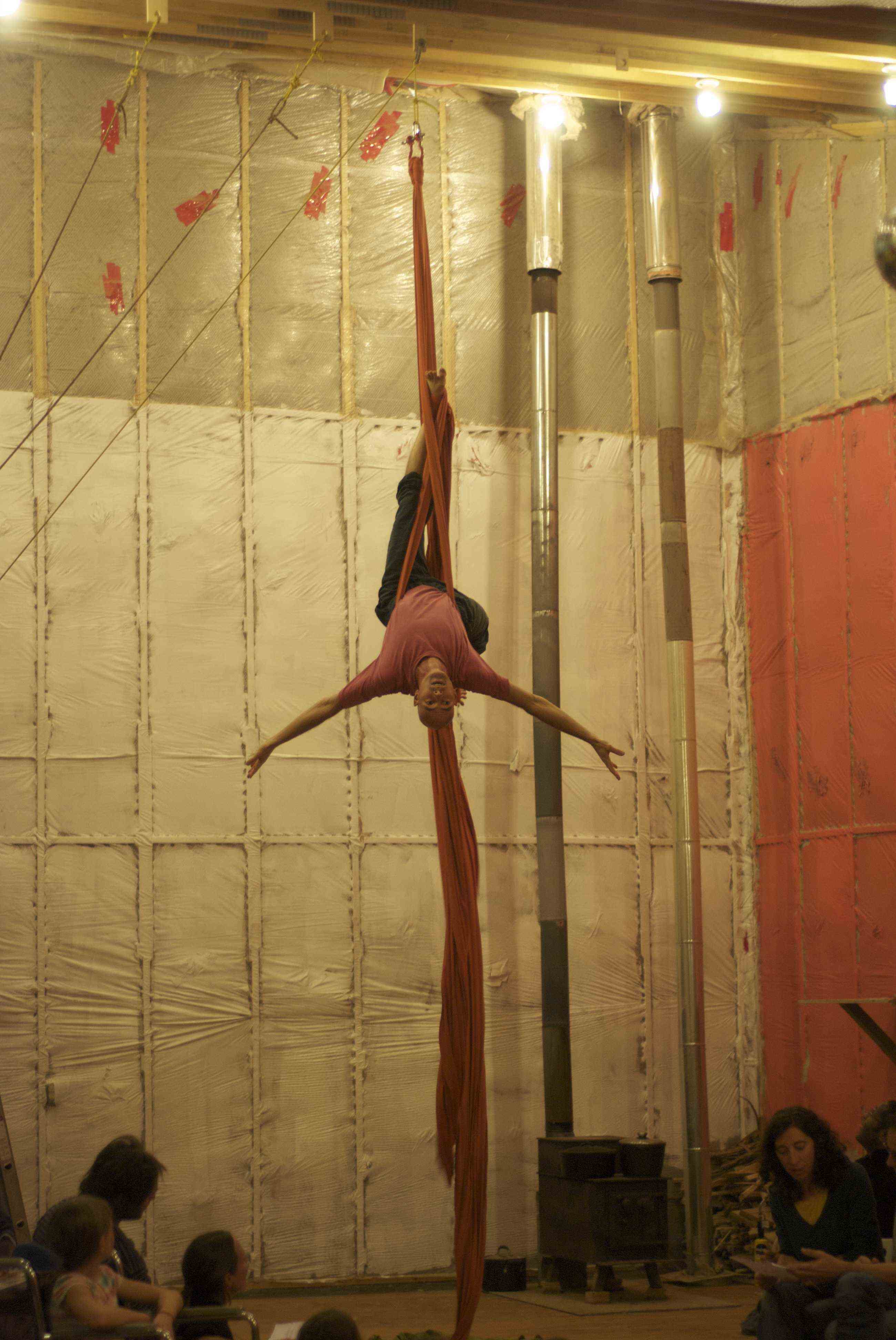 Aerial Silks, Tom